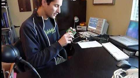 Exclusive: Defcon badge includes programmable persistent display