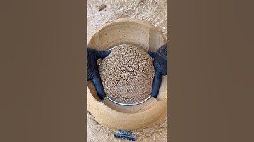 Mud gets pixelated #asmr #asmrsounds #asmrvideo #satisfying #satisfyingvideo #oddlysatisfying #mud