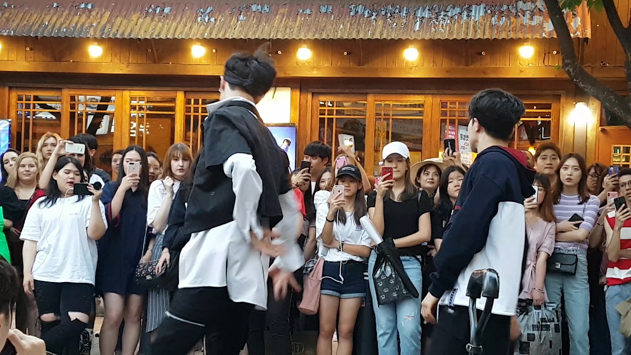 [MAXXAM] 180616 - Lip & Hip (HyunA cover) (뒷모습)