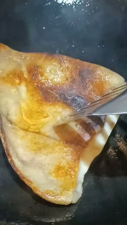 short Pan Frying Pig Ear Crackling Sound satisfying trending short-pan-frying-pig-ear-crackling-sound-satisfying-trending