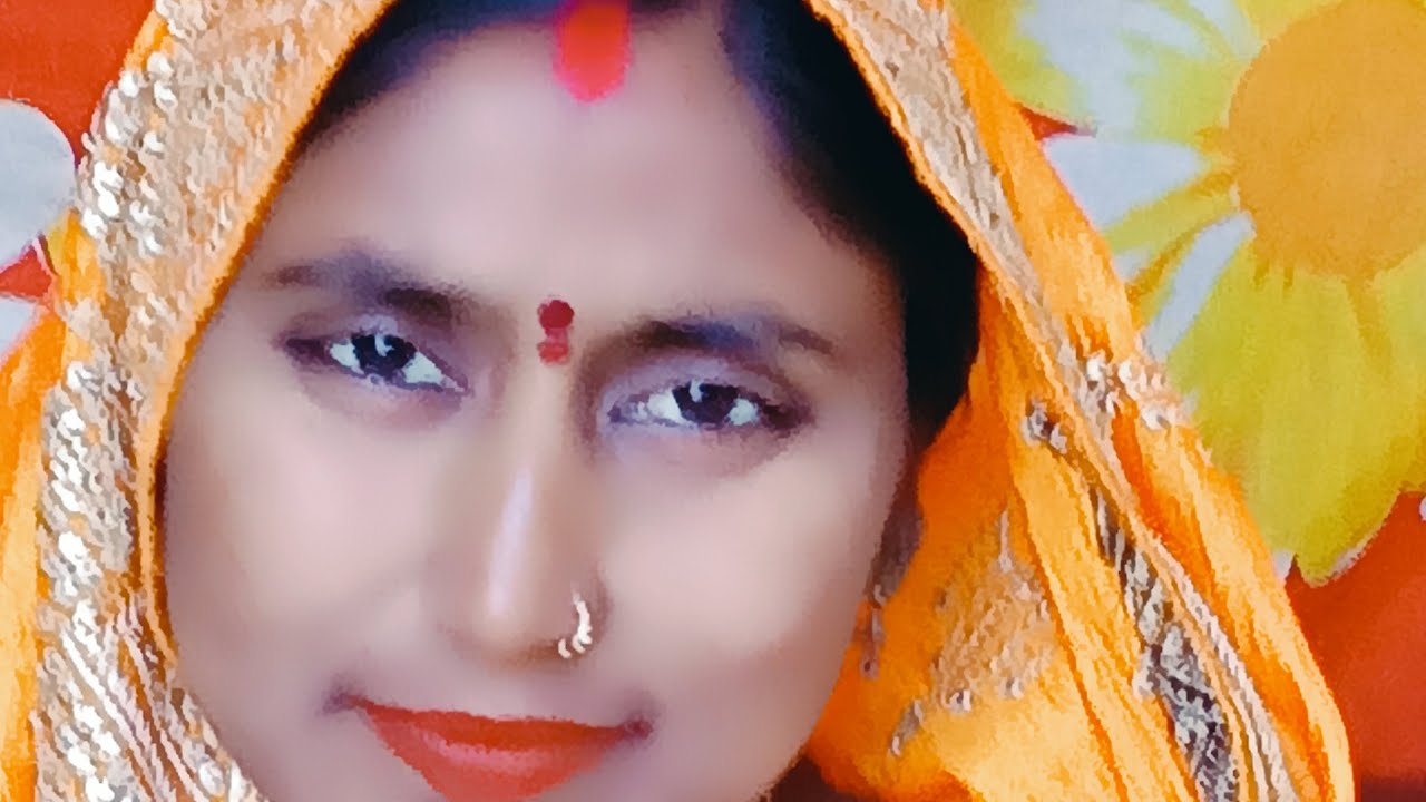 Mamta official bahut Sundar jarur suniye kagaj per likho to pen nahin Dil per likhun to chain nahin