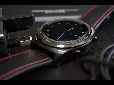 unboxing-the-porsche-design-huawei-smartwatch