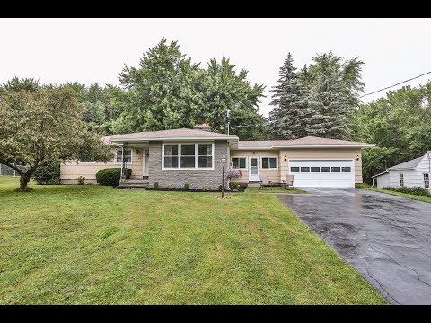 1555 Shoecraft Rd, Penfield, NY home video tour