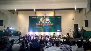 UNISSULA BERSHOLAWAT bersama Habib Syeh dengan Sholawat MAN ANA Allahu Akbar Kami Rindu Padamu