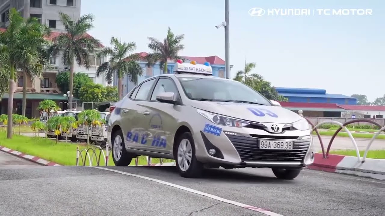 Bằng lái ô tô B1 và B2 khác nhau ra sao, nên học hạng nào? | Hyundai Ninh Bình - youtube