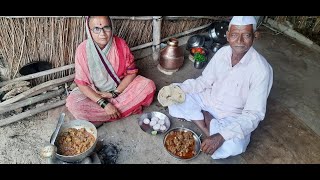 अंगच्या पाण्यात शिजवलेलं झणझणीत कोल्हापूरी सुक्कं मटण | Spicy Mutton Sukka Recipe | Tatyacha Mala