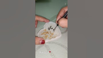 Resin keychain...dm me on insta @craft_by_naaz786 4 price nd detailz...🌟✨