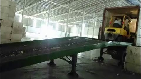 cau xe nang, cau len container, cau container