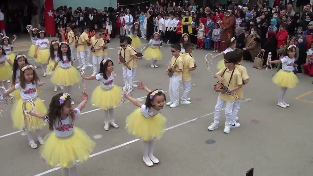 ÇAYIR ÇİMEN GEZE GEZE