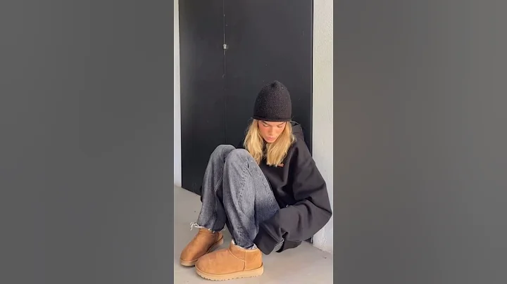 Uggfits #trend #trending #slime #viral #fashion #explore #asmr #shoe #ugg #asmrunboxing #outfits