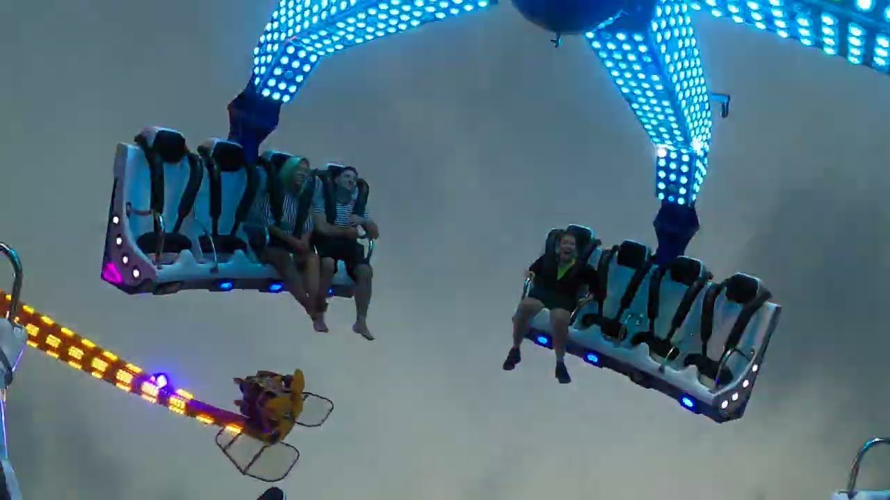 Karuzela The King (Lunapark Kamenicky) On ride 1 - Darłówko - Lipiec 2022