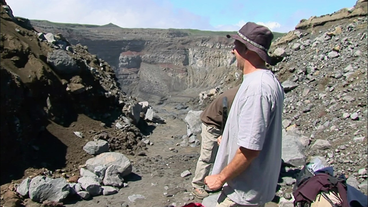 Миссия Коморских островов: опасный вулкан под наблюдением