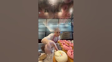 What it is like owning a bakery 👩‍🍳 #bakeryowner