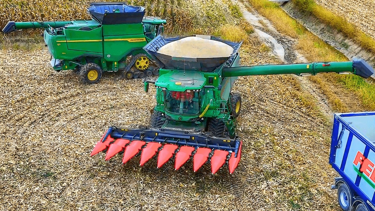 Уборка кукурузы 2025 года. Новые комбайны John Deere S7 900 Capello Diamant.