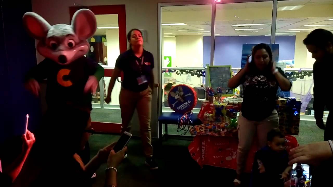 Fiesta de cumpleaños Alberto Nicolás #2. Chuck E. Cheese´s 2016