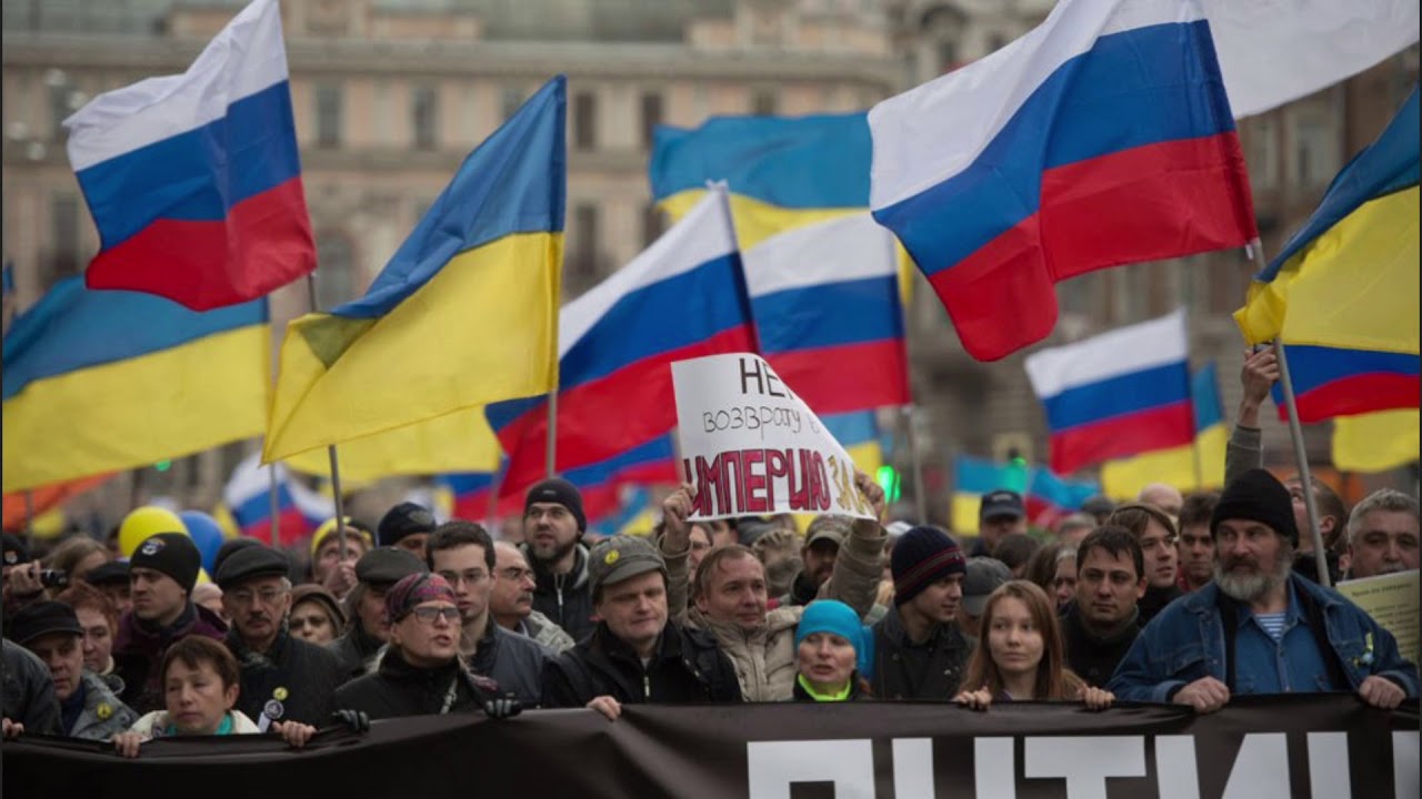 О чем говорят украинцы сегодня. Украина – это Россия. Россия против Украины. Украинцы с флагом.