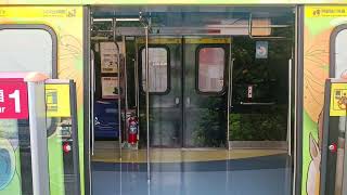 臺北捷運R淡水信義線 新北投支線  北投溫泉彩繪列車往新北投於北投站四月台離站