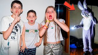 O COELHO DA PÁSCOA MALVADÃO CORTOU A LUZ DA CASA NOVA! (ELE É O ZAP?) - Parte 5