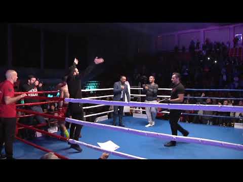 Kick boks/ Në