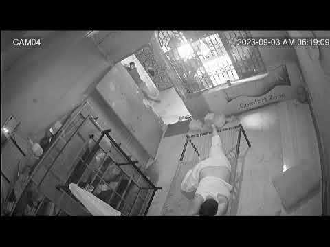 CCTV caught the thief| Thief in house