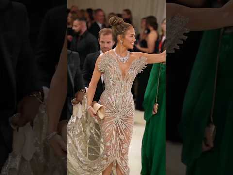 Jennifer Lopez: at the met gala