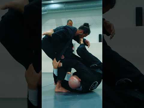 WATCH NOW ON BJJ-ONLINE.com #munich #brazilianjiujitsu #mma #muaythai #poundforpoundteam