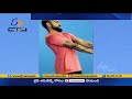 Virat Kohli imitates Shikhar Dhawan's batting quirks