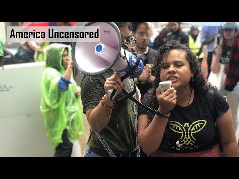 the-'abolish-ice'-movement-is-as-crazy-as-it-sounds