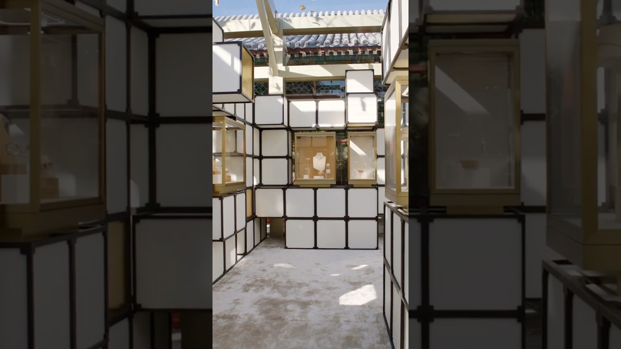 En Equilibre at Beijing's Summer Palace