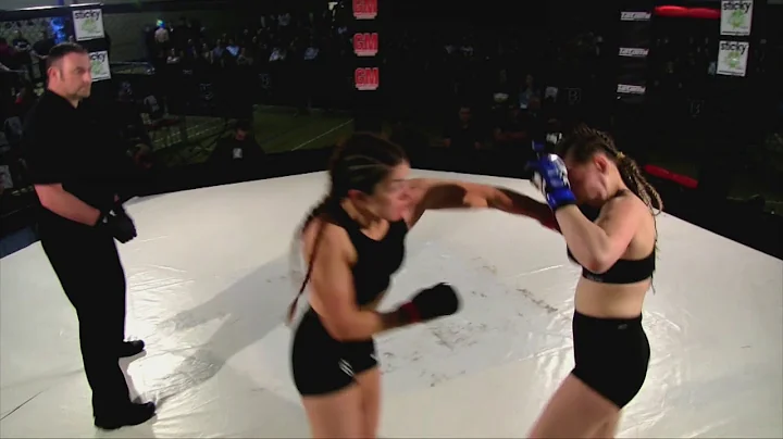 Lotti Guba V Stephanie Evans, Cage Warriors Academ...