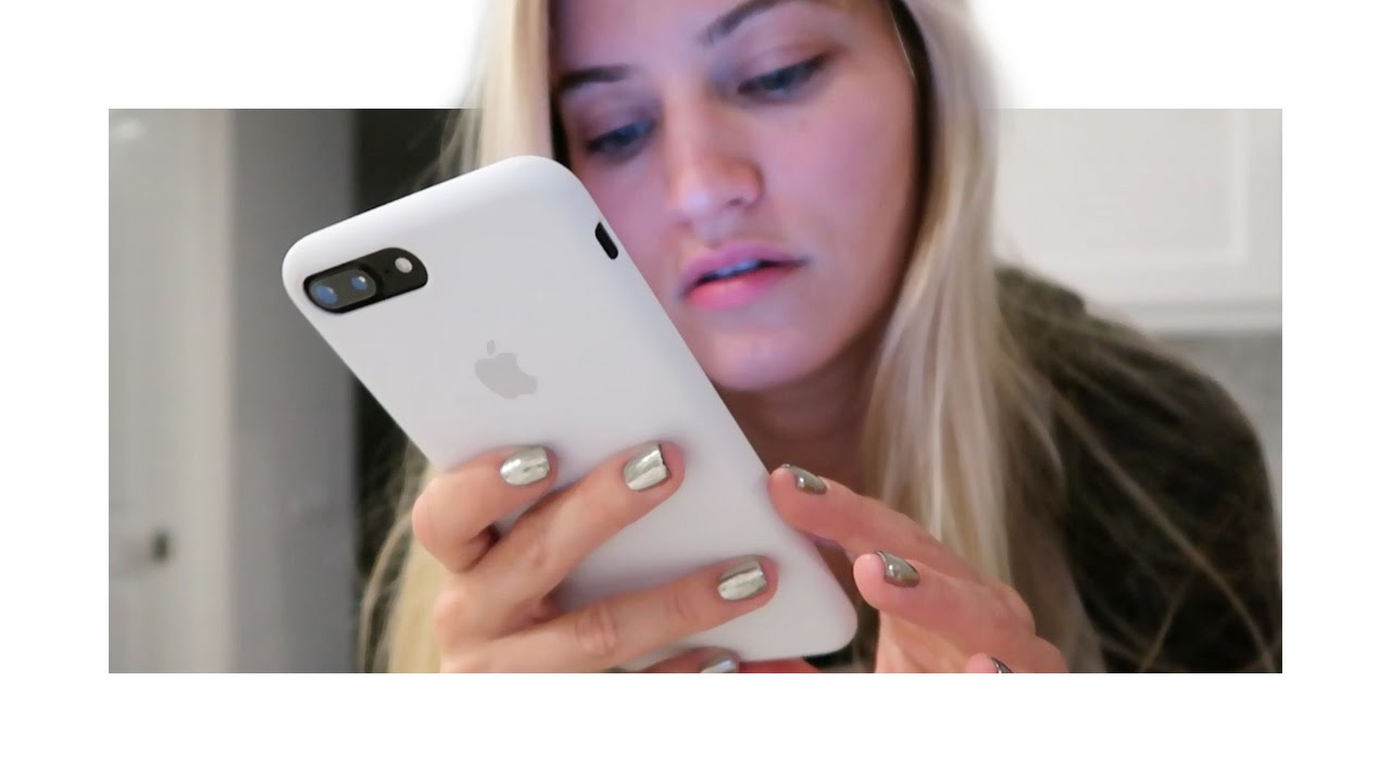 ⁣missing my 3.5mm jack :( | iJustine