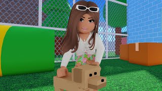 HOMELESS DOG GETS ADOPTED IN PET STORY! Roblox