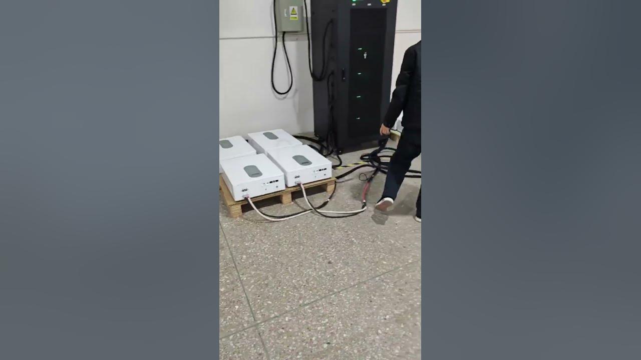aging-test-of-wall-mounted-lithium-battery-51-2v-200ah-6000-deep-cycles