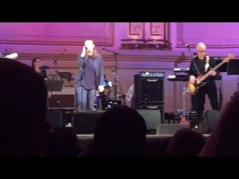 Cat Power Singing "Five Years" at The David Bowie Tribute Concert at Carnegie Hall