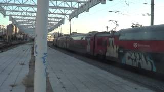 CP 3500 EMU 3525 / 3575 arrives at Entrecampos