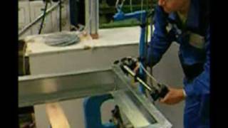HENROB Self Pierce Riveting Stanznieten high resolution
