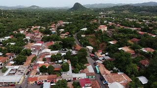 ANAMOROS en domingo , día de COMERCIO