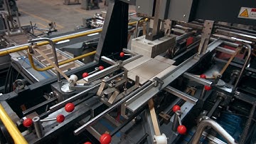 Automatic corner pasting machine for rigid box making