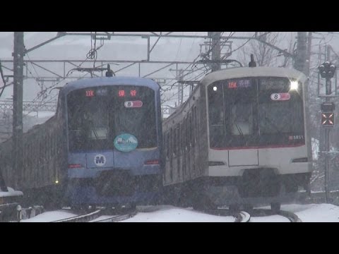 2014年2月8日 雪の東急東横線を走る電車