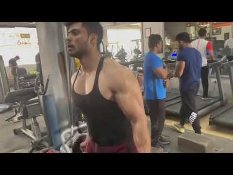 Desi bodybuilding 💪 Desi workout 🔥 gym status video 🔥🏋️💪 Desi gym - YouTube