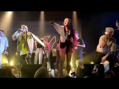 Миа бойко лепесток. Миа бойко концерт. Миа бойко концерт. Миа бойко концерт. Миа бойко видео с концерта.