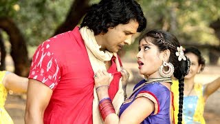 Subscribe : https://goo.gl/u2qmm0 song tohra naame bate hamri jawani
rajau movie sangram (bhojpuri) starcast pawan singh, viraj bhat,
awdhesh mishra, k...