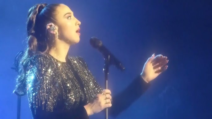 SYDNIE CHRISTMAS - THE IMPOSSIBLE DREAM - LIVE AT THE LOWRY THEATRE,  MANCHESTER - 10TH FEB 2025 - YouTube