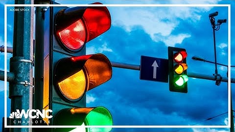 New proposal suggests adding a fourth light to traffic lights