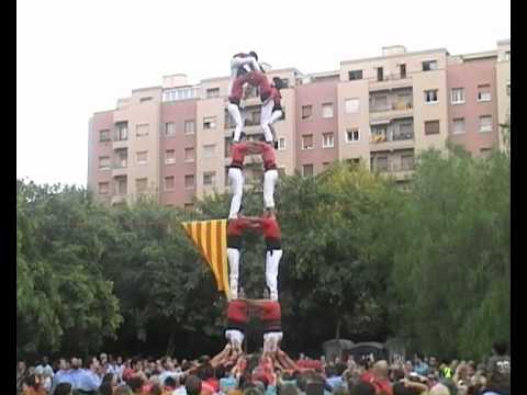 Castellers de Barcelona: 2d7 Poble Nou 18/09/2011