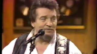 I Wish I Was Crazy Again by Waylon Jennings & Johnny Cash from the TV show Waylon & Friends. chords