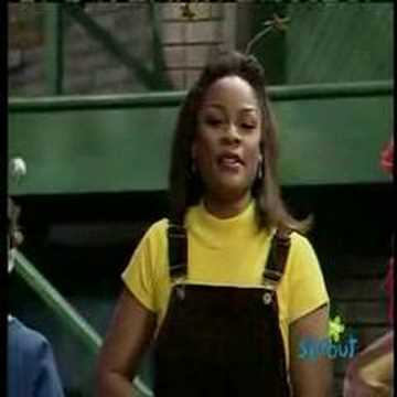 Sesame Street - Buzzing song (Denyce Graves)