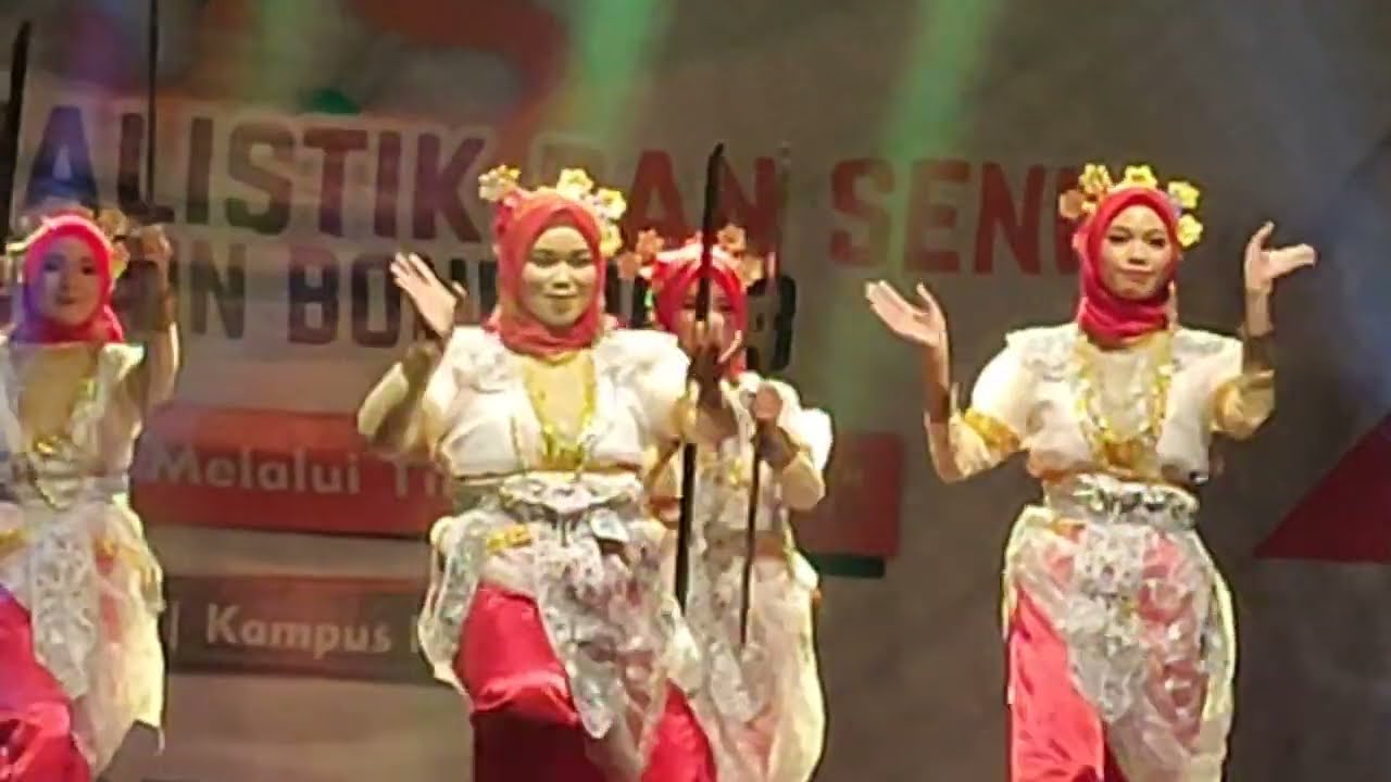 TARI KREASI MAN 2 BONE lomba jurnalistik dan Seni IAIN Bone 2023