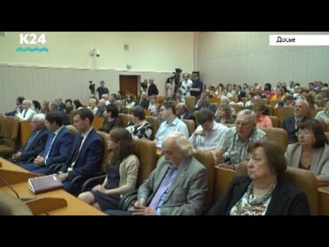 Виктор Томенко подписал указ о присвоении звания «Ветеран труда Алтайского края» 344 жителям региона