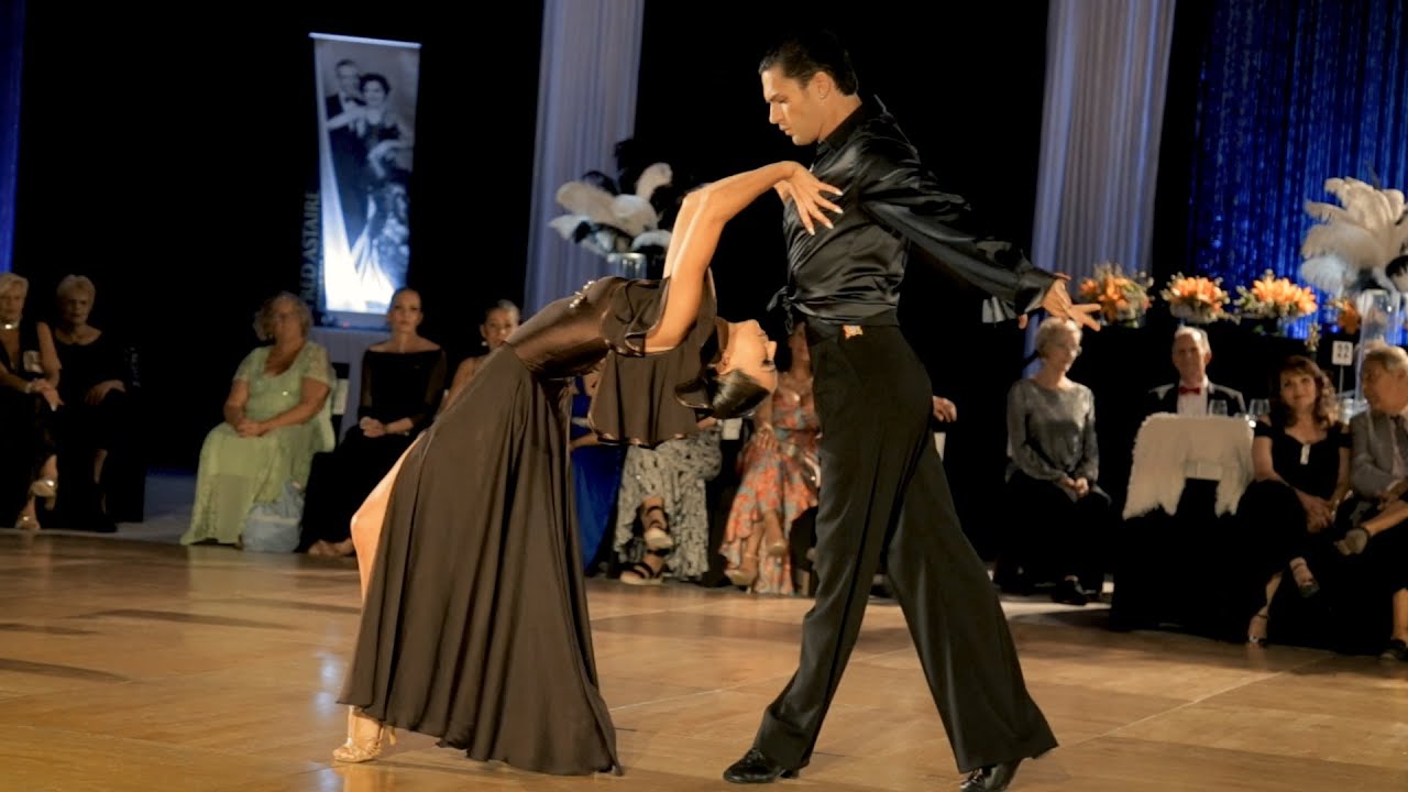 Manuel Favilla - Natalia Maidiuk I Professional Latin Show Dance - Paso Doble I Fred Astaire 2021